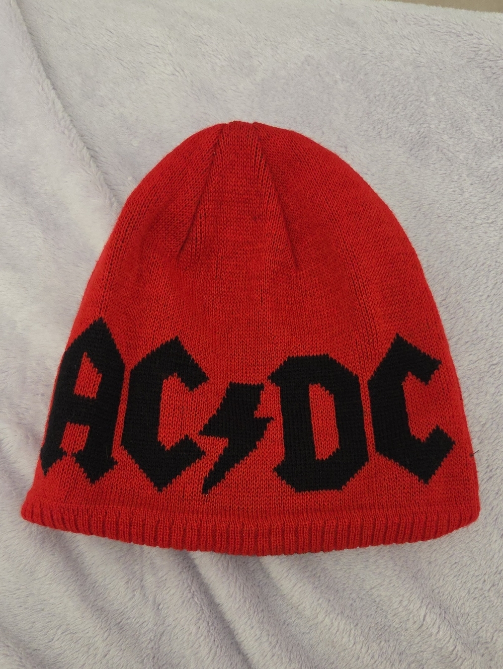 Reversible AC/DC & D.R.I. Knit Beanie Hat – Two-Sided Red/Black Rock Punk